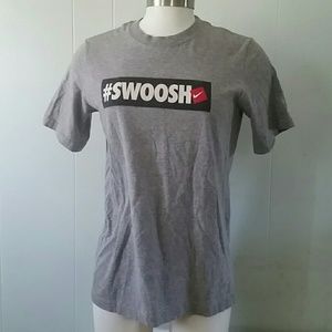 Nike Tshirt Tee Athletic Gym Running Train Swoosh